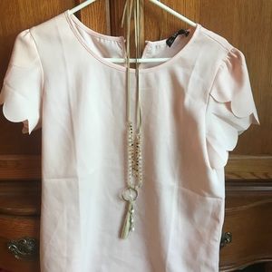 Light pink blouse 👚